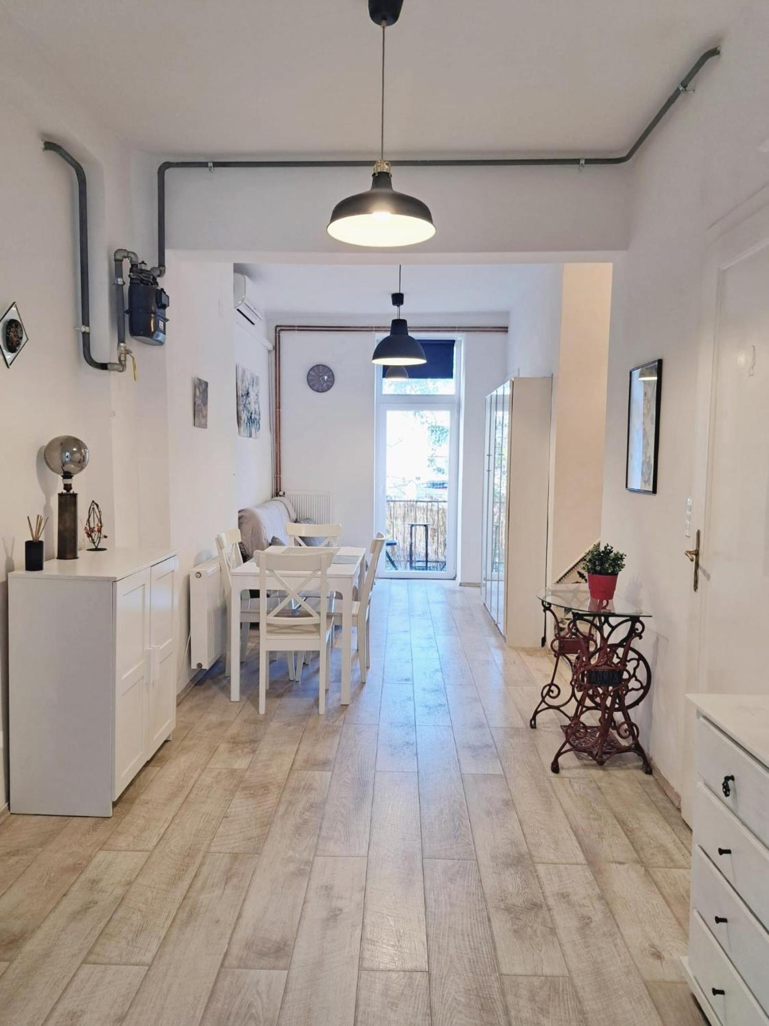Beautiful Apartment In Center Of Загреб Екстериор снимка